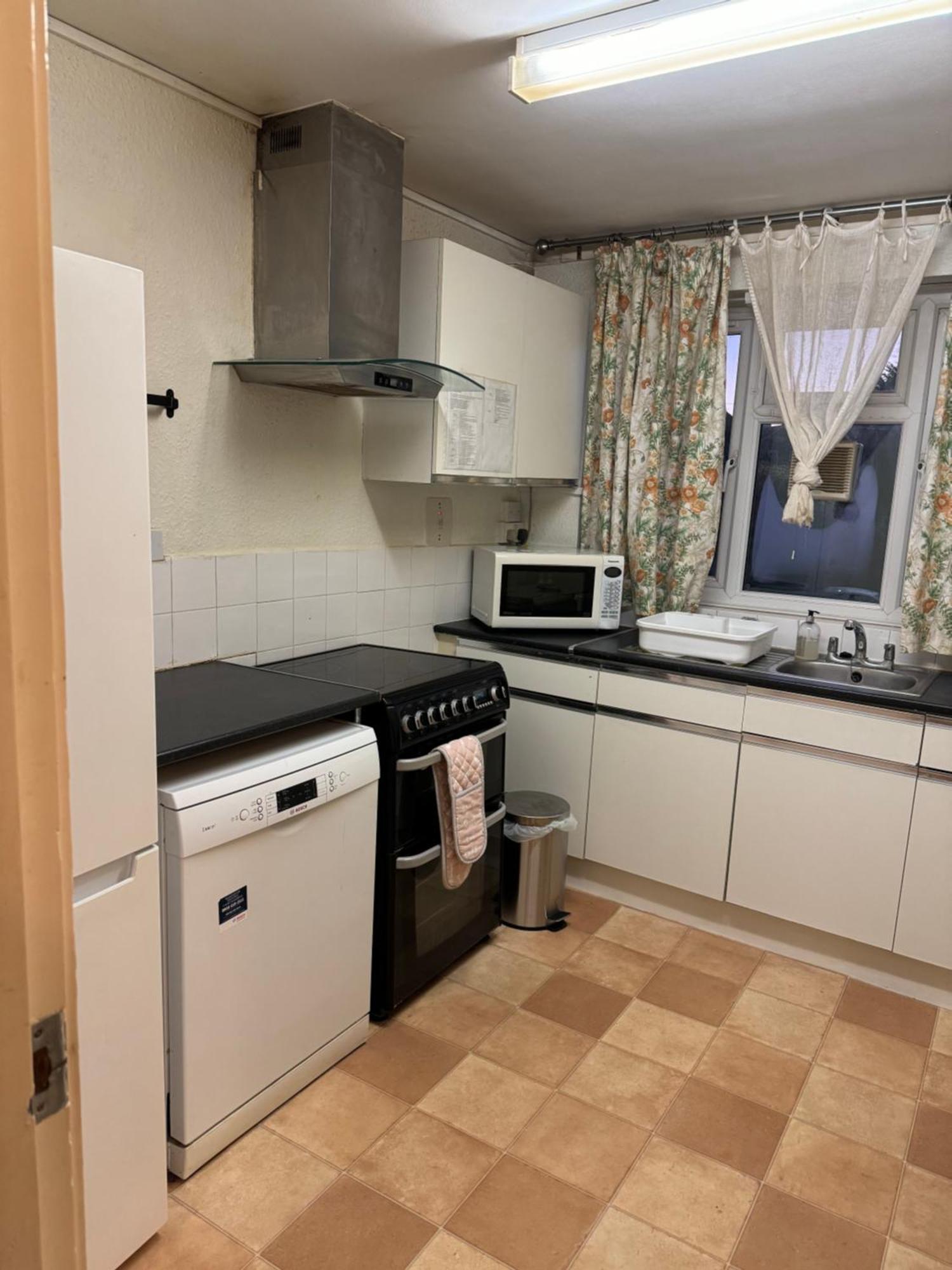 Lovely One Bed Apartment To Rent London Exterior photo